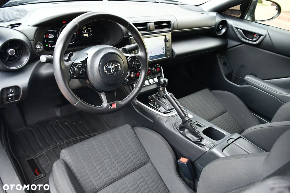 Toyota GR86 2.4 Dynamic - 9