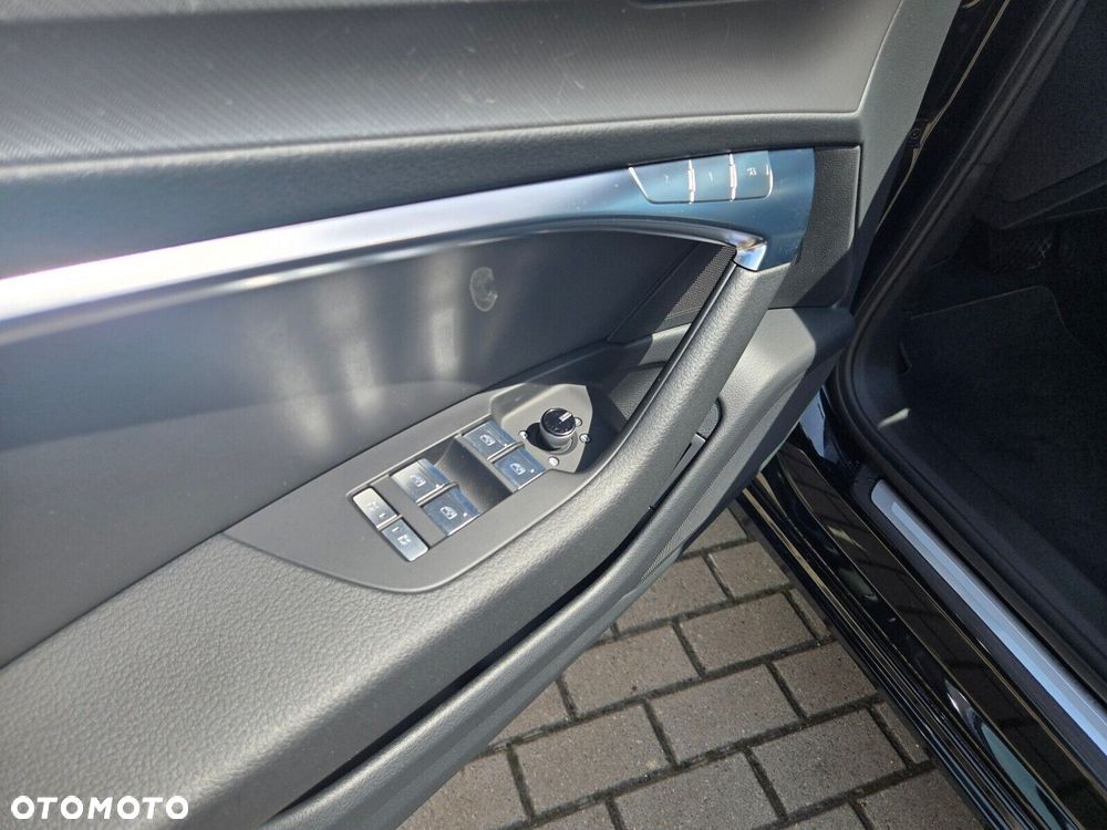 Audi A6 Avant - 20