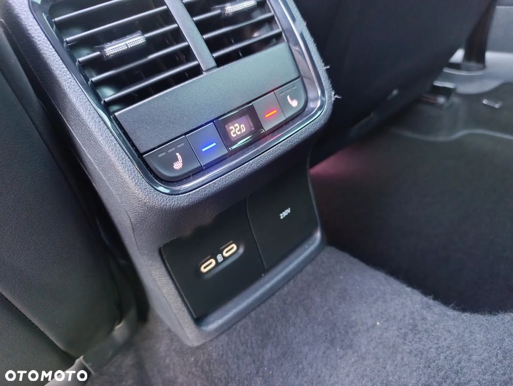 Skoda Octavia 2.0 TDI DSG 4x4 RS - 34