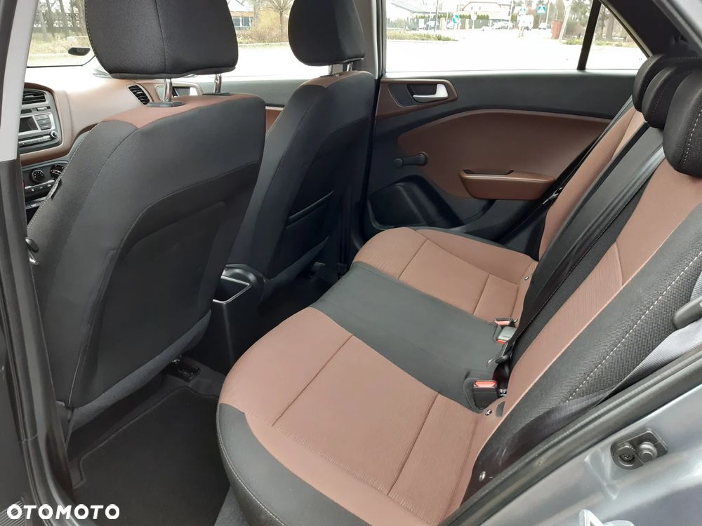 Hyundai i20 1.2 Select - 18