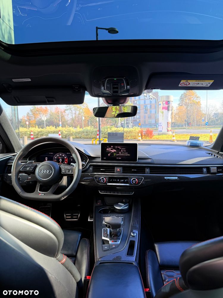Audi RS4 Avant 2.9 TFSI Quattro Tiptr - 9