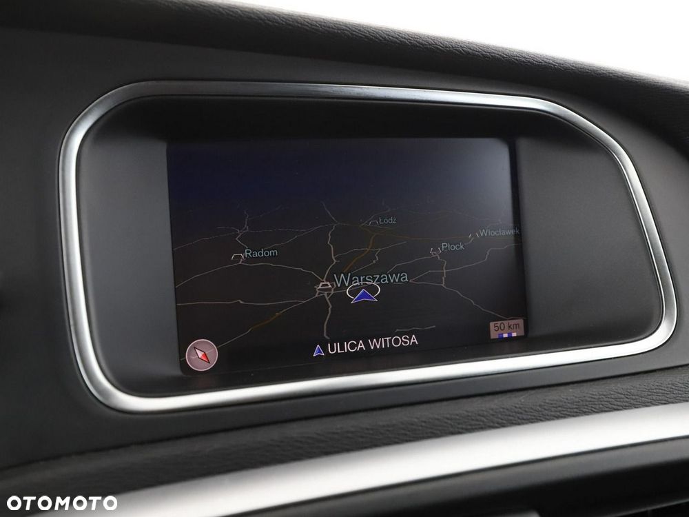 Volvo V40 T3 Geartronic Momentum - 25