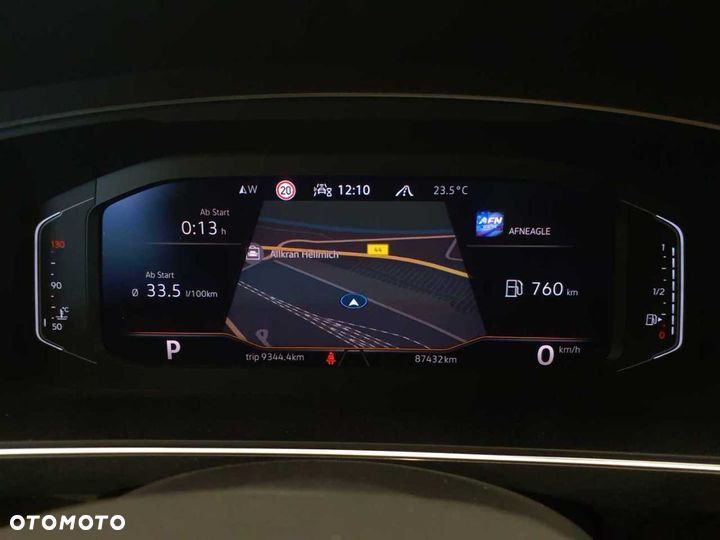 Volkswagen Tiguan 2.0 TDI SCR 4MotION DSG R-Line - 9