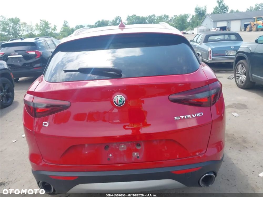 Alfa Romeo Stelvio - 27
