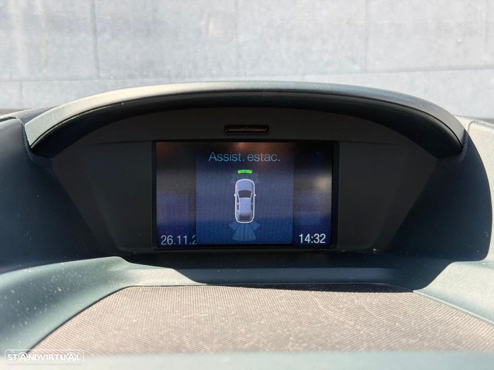 Ford Grand C-Max 1.0 EcoBoost S&S Titanium - 11