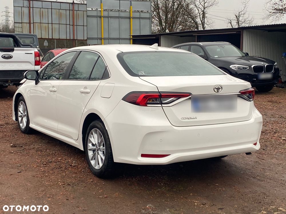 Toyota Corolla - 1