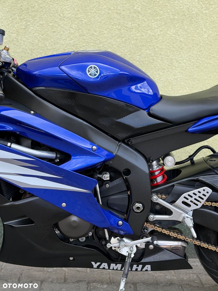 Yamaha R6 - 27