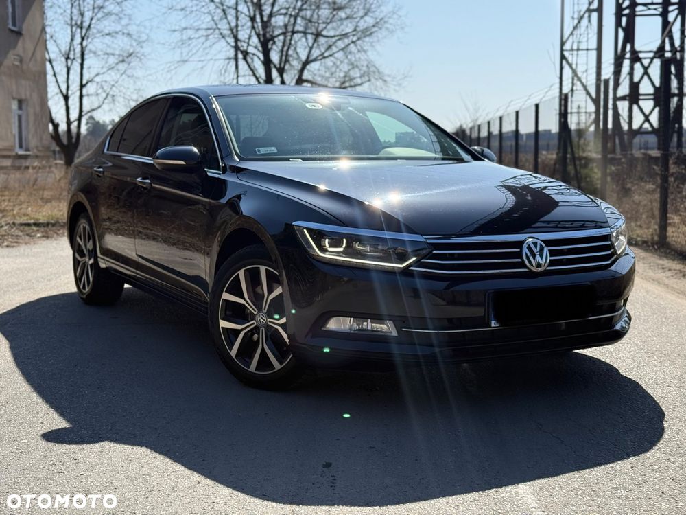 Volkswagen Passat - 2