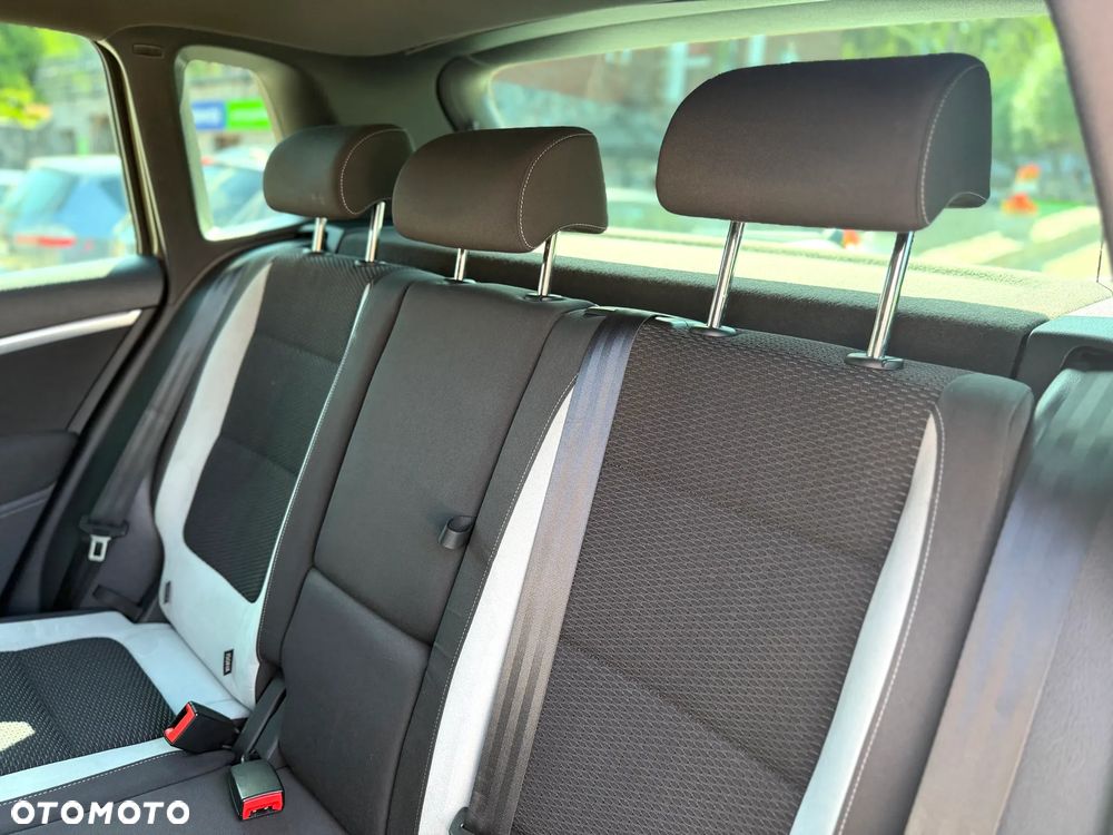 Volkswagen Tiguan 2.0 TDI 4Mot R-Style DSG - 8