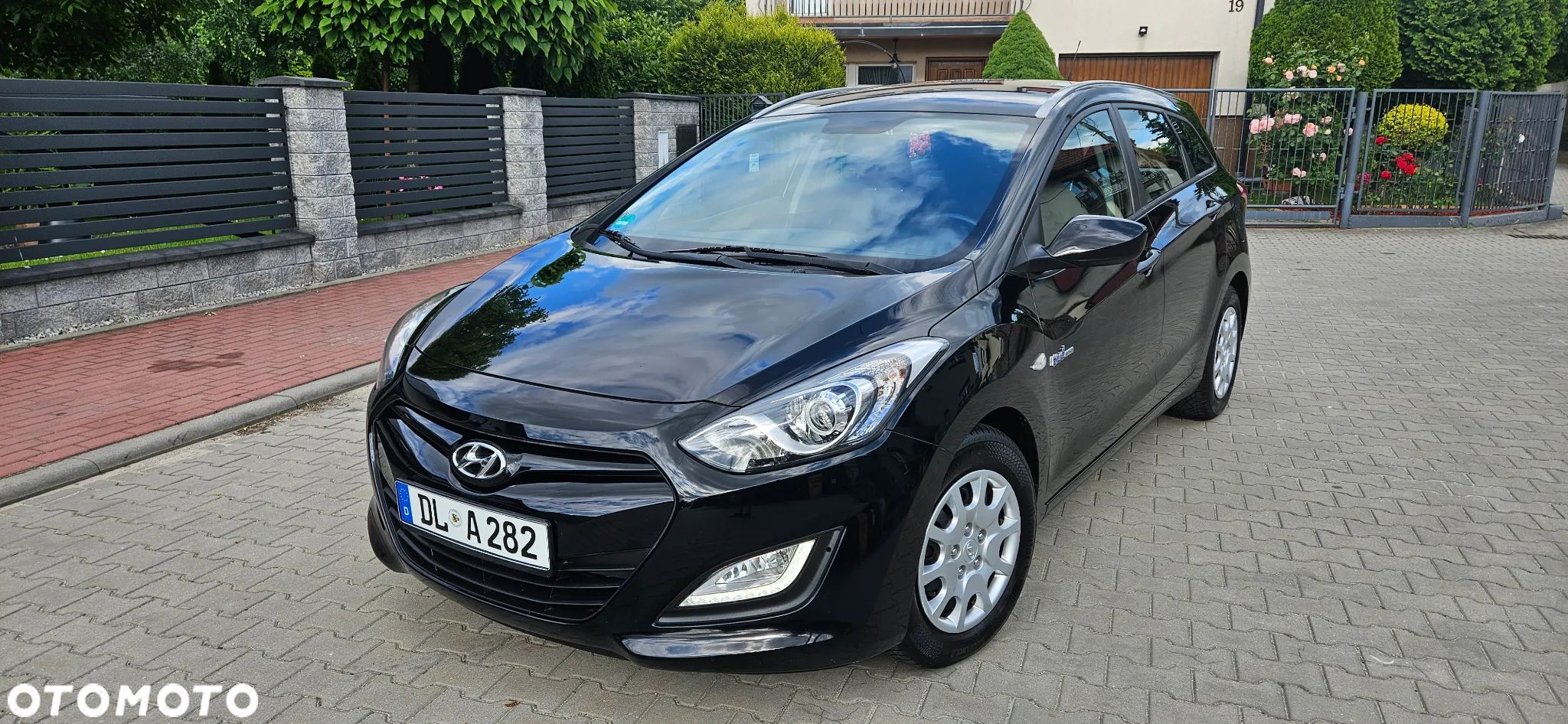 Hyundai i30 1.6 CRDi BlueDrive Comfort - 1
