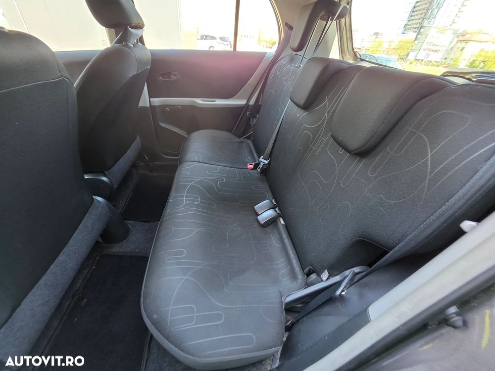Toyota Yaris 1.0 Optimo - 6