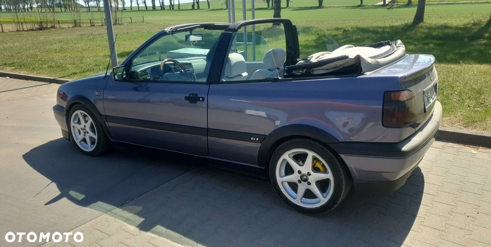 Volkswagen Golf 1.8 GT - 9