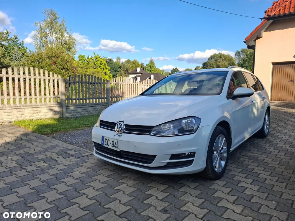 Volkswagen Golf - 2
