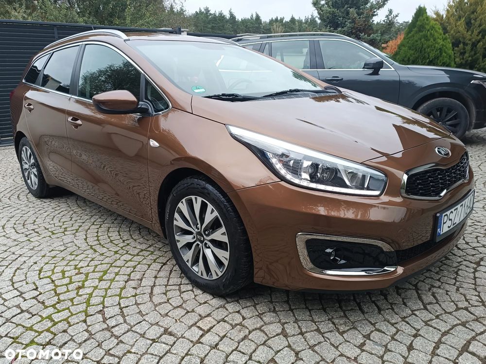 Kia Ceed Cee'd 1.6 CRDi GT Line - 1