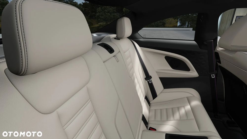 BMW Seria 2 220i - 11