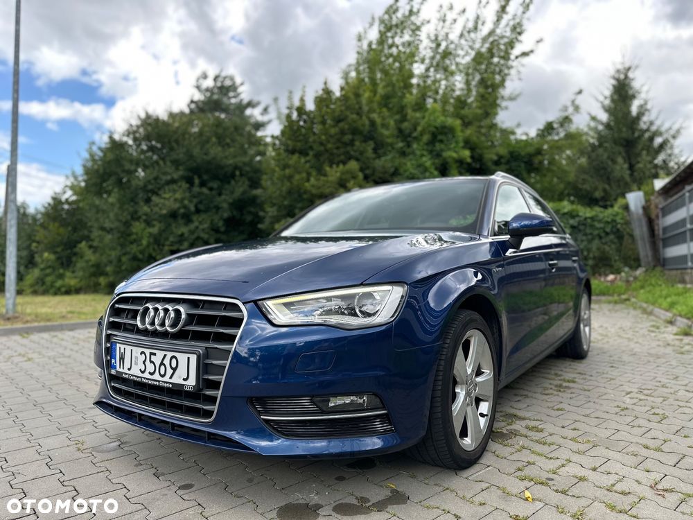 Audi A3 Sportback - 1