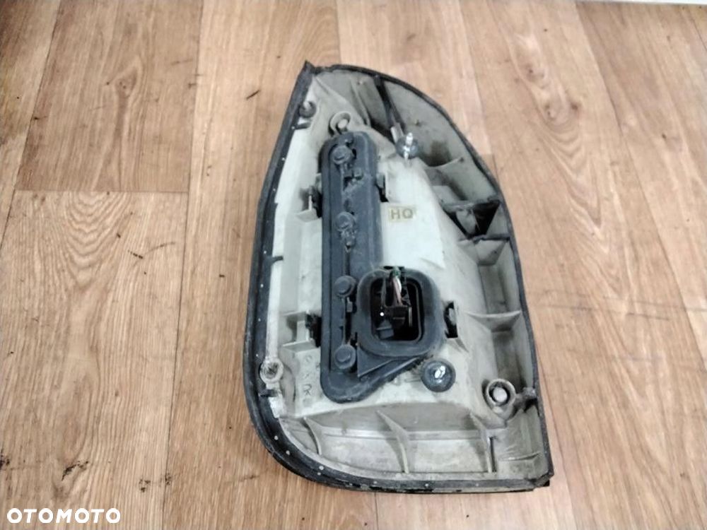 opel zafira a lampa tył prawa - 2