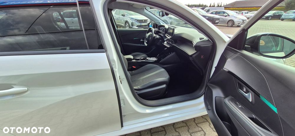 Peugeot 208 1.2 PureTech Allure Pack S&S EAT8 - 24