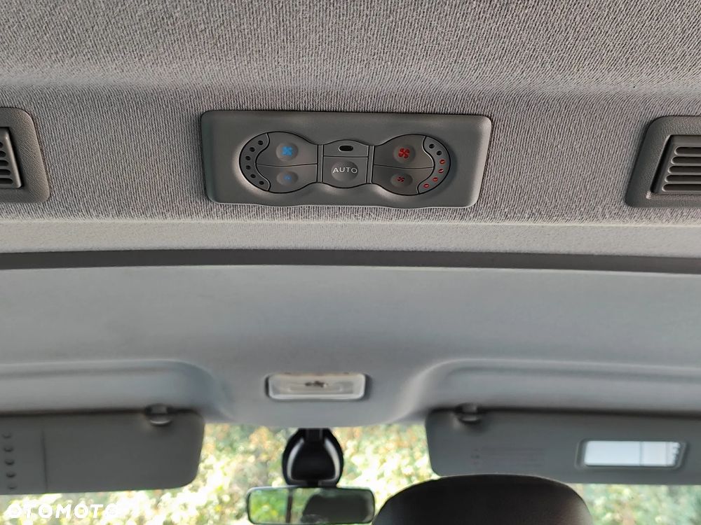 Renault Trafic - 17