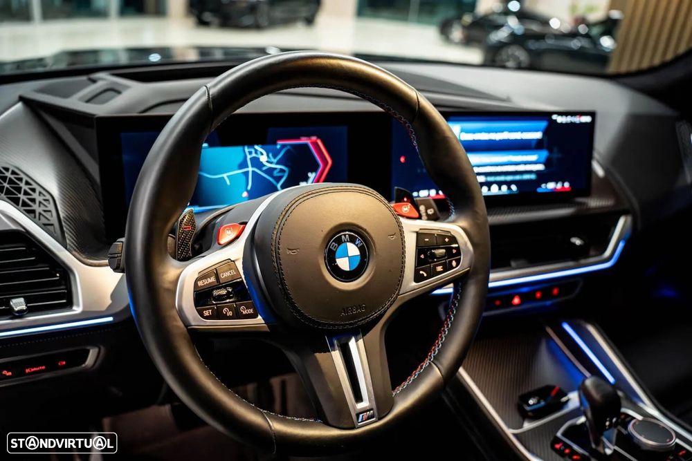 BMW XM 50e - 13