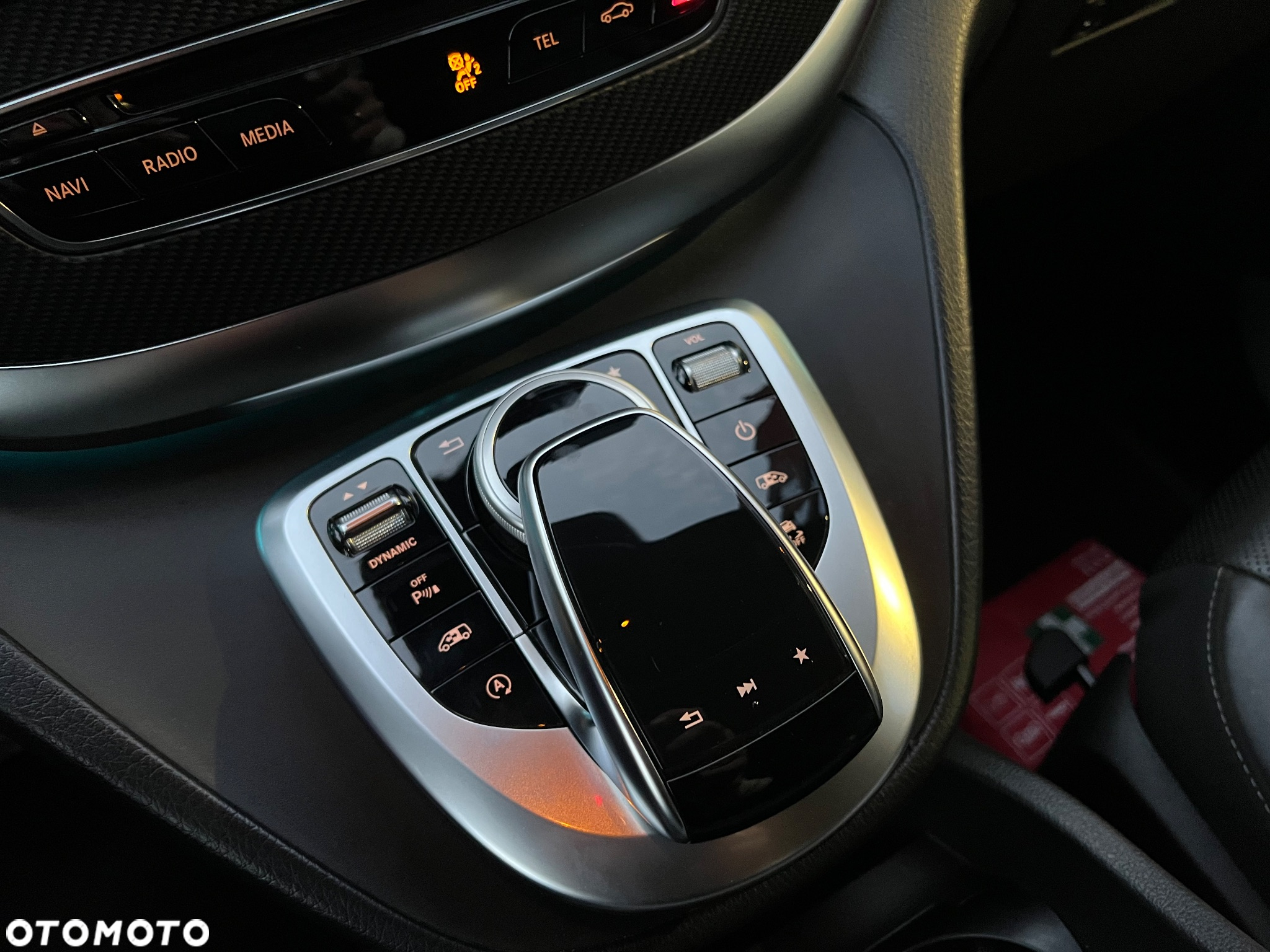 Mercedes-Benz Klasa V 300 d 4-Matic Avantgarde 9G-Tronic (ekstra d³) - 33