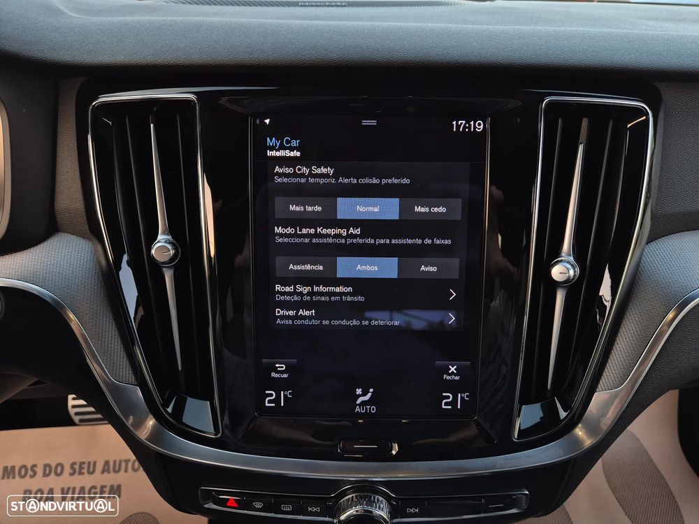 Volvo V60 2.0 B4 R-Design Geartronic - 41