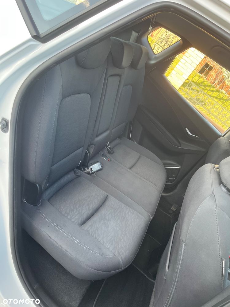 Hyundai ix20 1.4 blue Comfort - 20