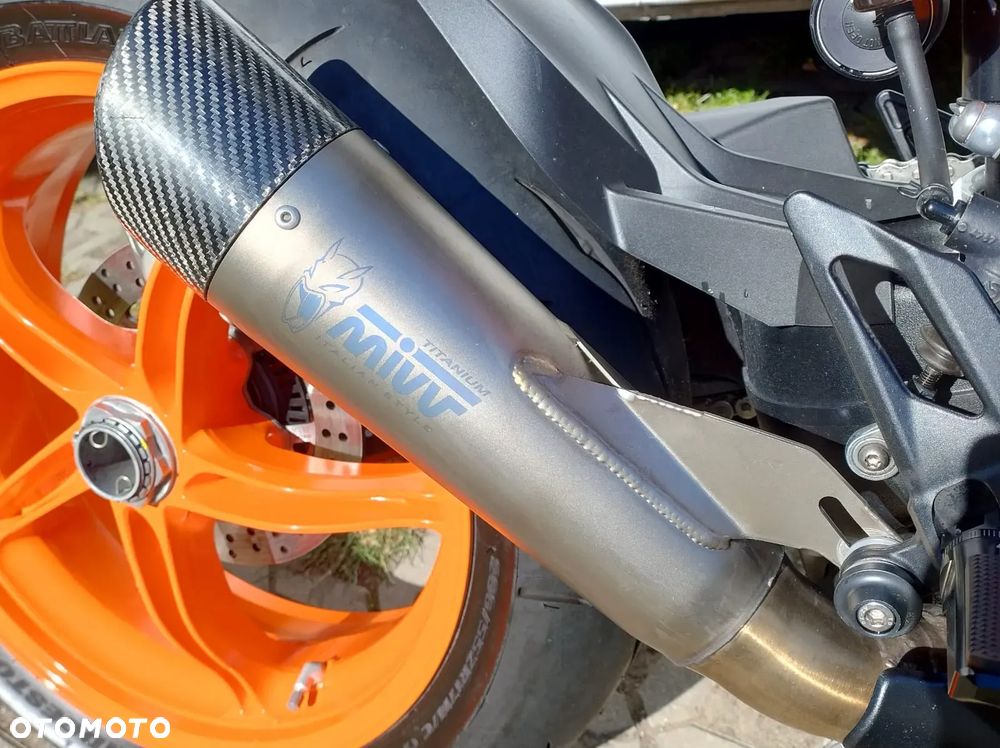 KTM Super Duke - 12