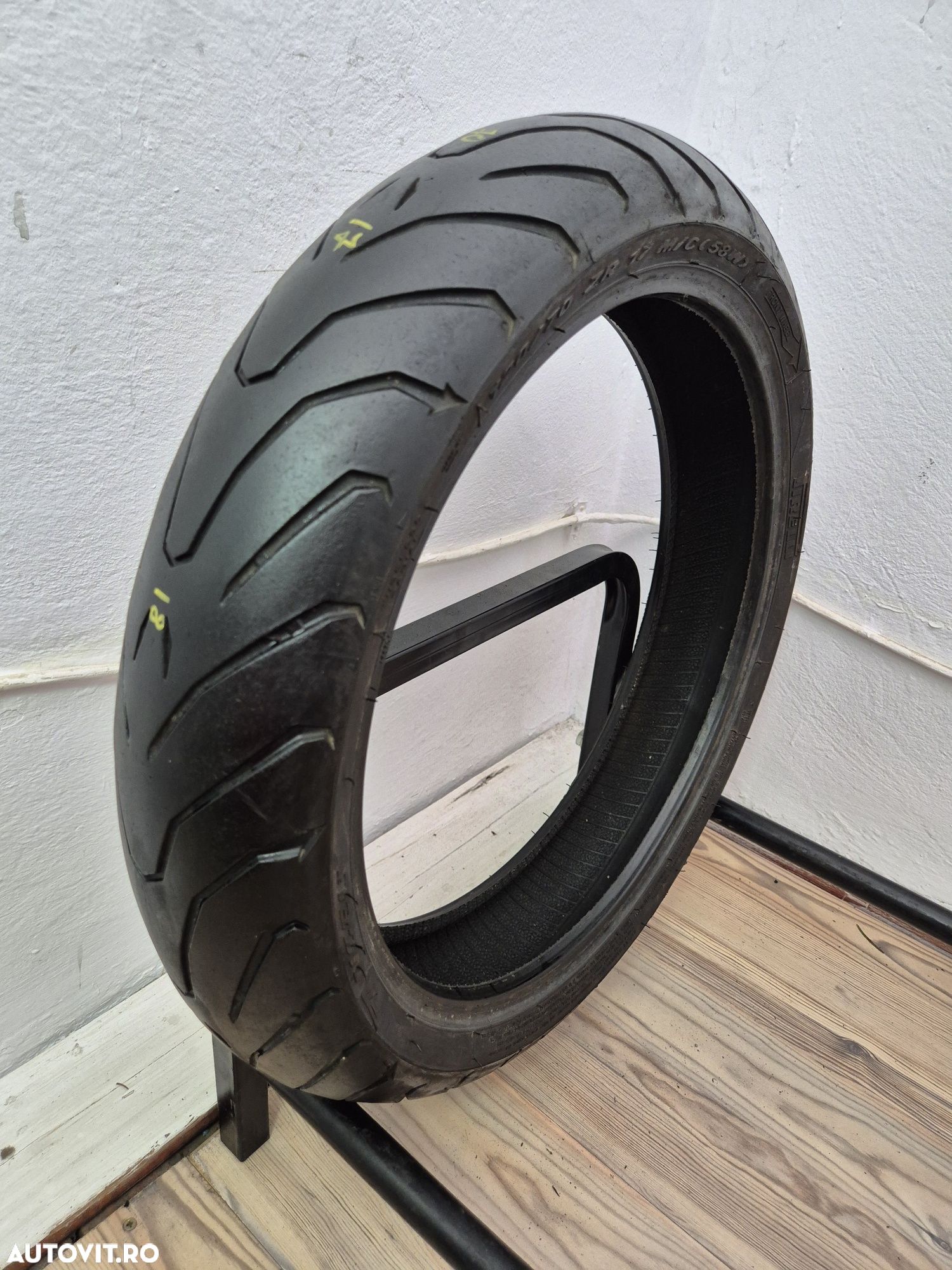 Anvelopa moto 120 70 17 Pirelli angel St - 1