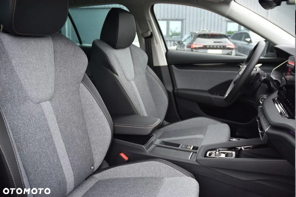 Skoda Octavia 1.5 TSI mHEV Essence DSG - 27