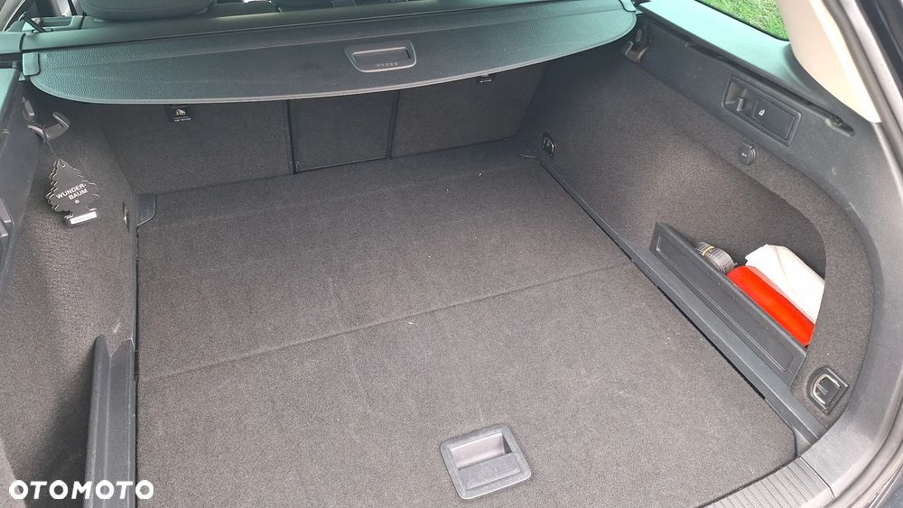 Volkswagen Passat Variant 1.8 TSI BMT Comfortline - 16