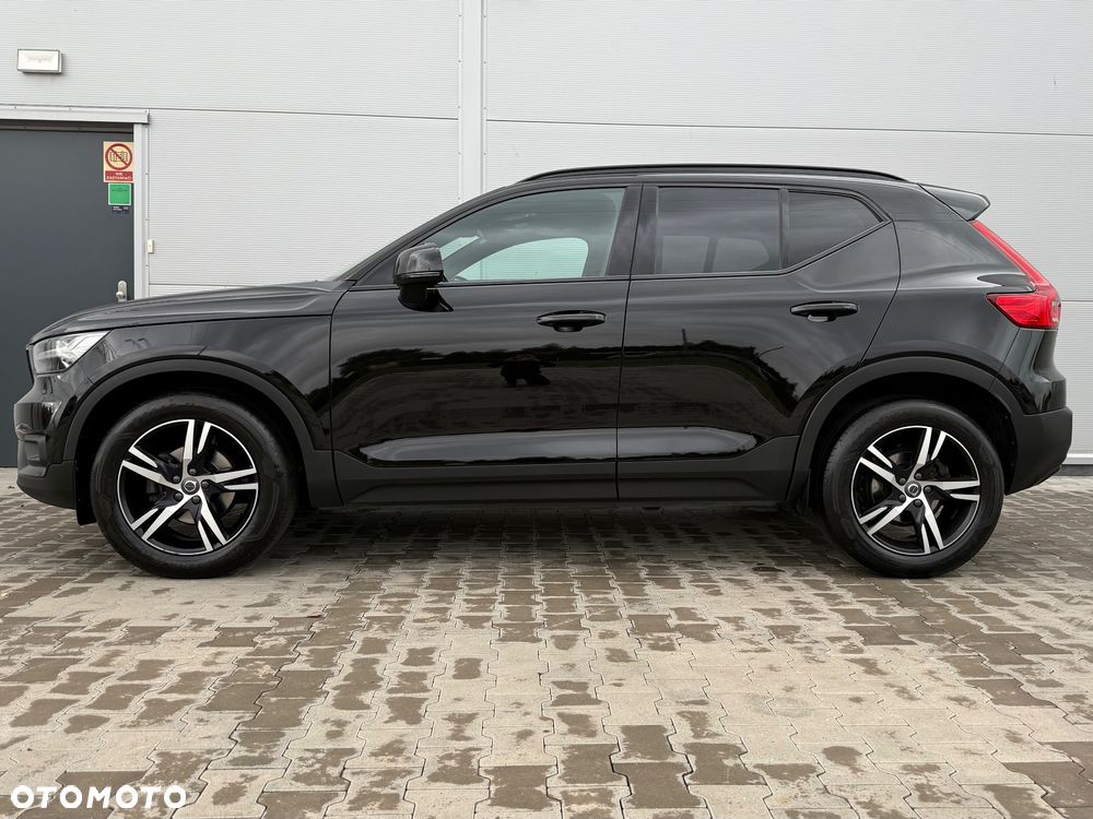 Volvo XC 40 T3 R-Design - 3