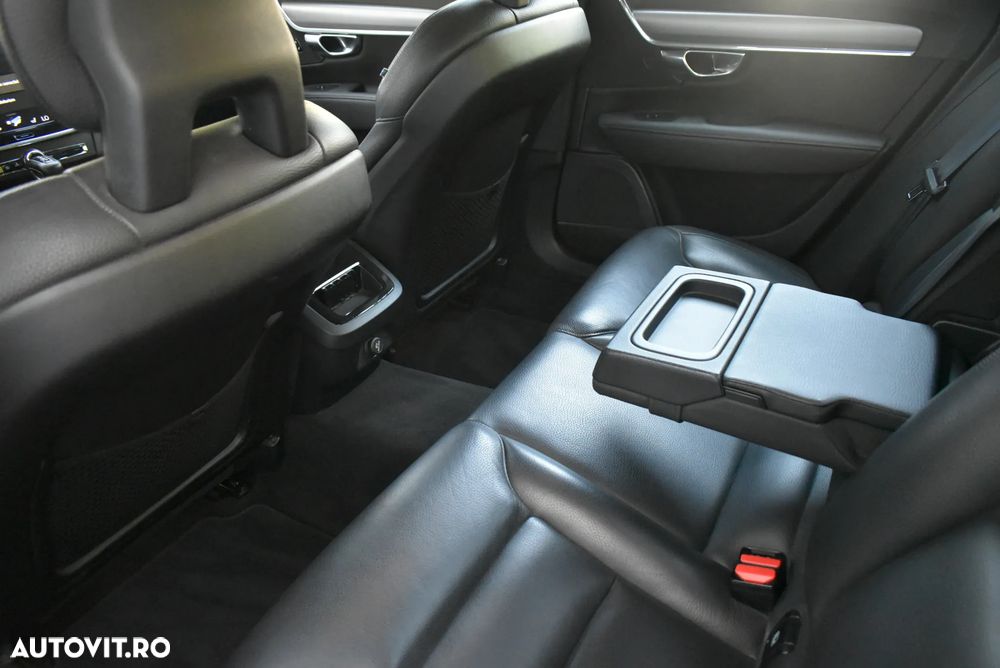 Volvo S90 D4 Geartronic Momentum - 25