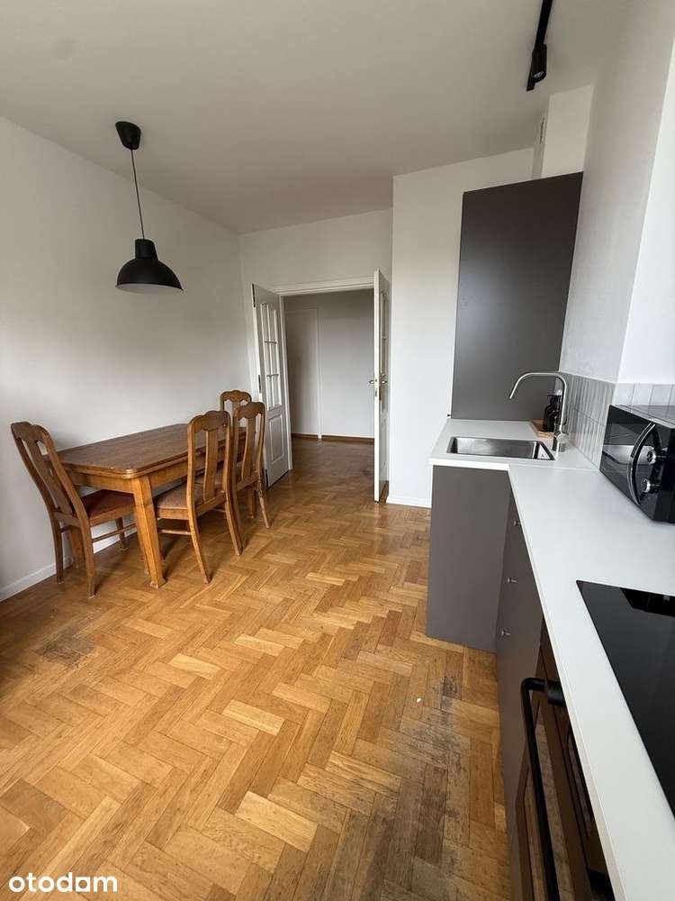 Dwupokojowe mieszkanie blisko pl. Wilsona
