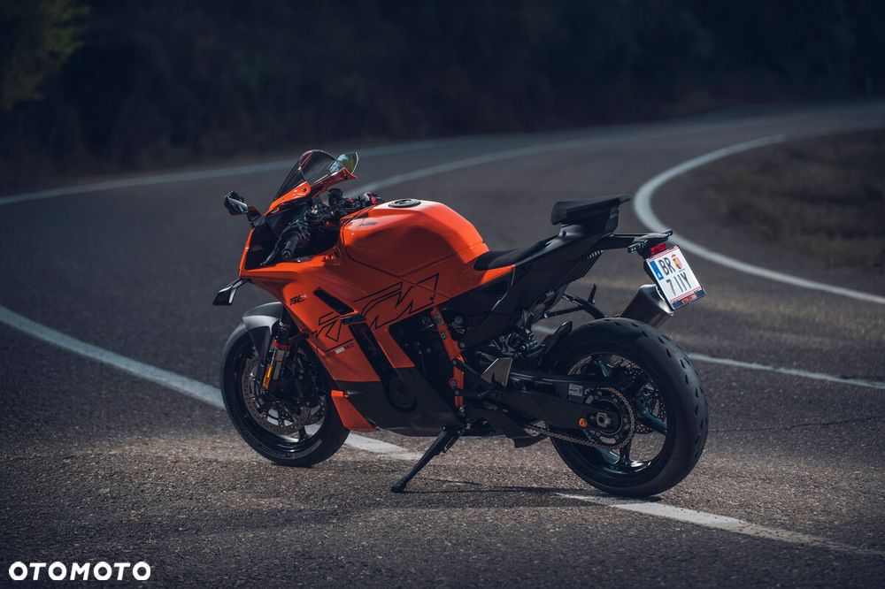 KTM RC 990 - 8