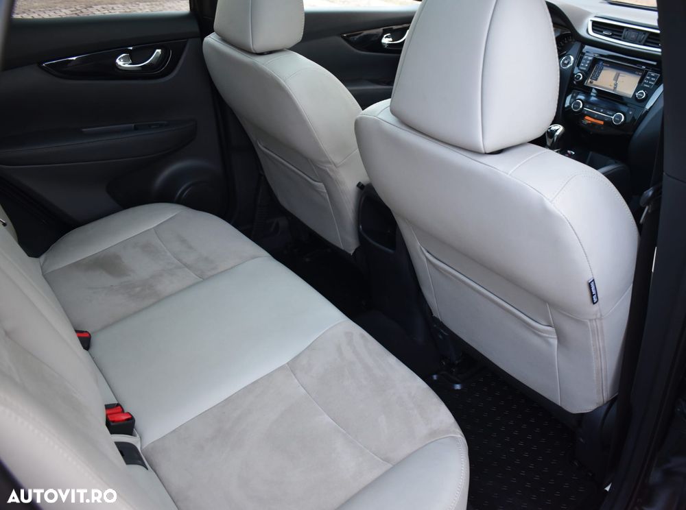 Nissan Qashqai 1.6 DCI Xtronic TEKNA - 12