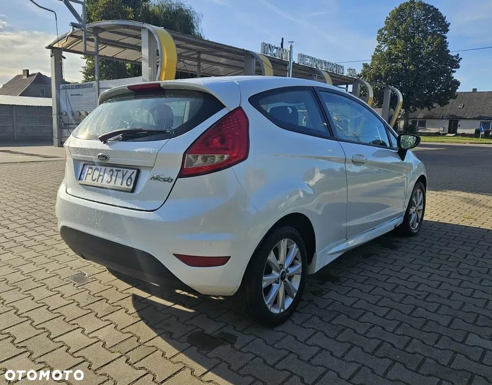 Ford Fiesta 1.4 TDCi Ambiente - 3