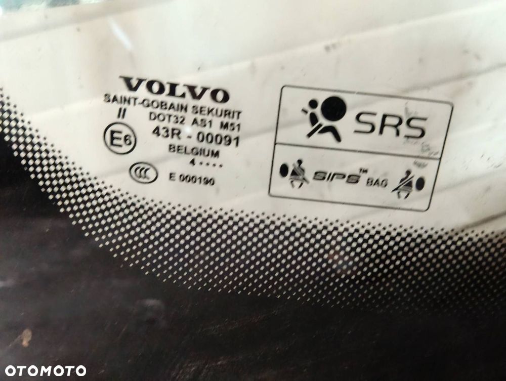 SZYBA CZOŁOWA PRZEDNIA VOLVO S40 II V50 - 2