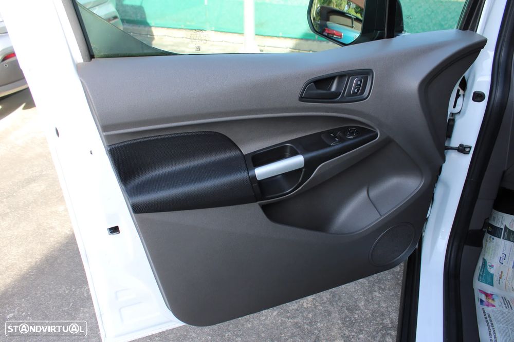 Ford Transit-Connect - 29