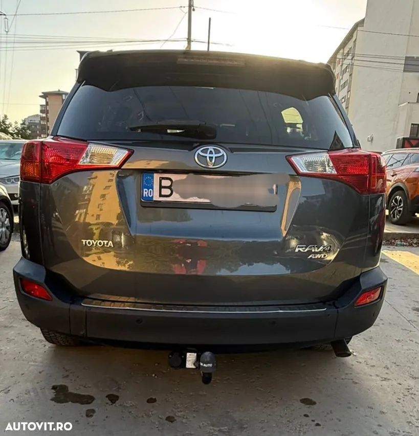 Toyota RAV4 2.2 D-4CAT 4WD Aut Executive - 3