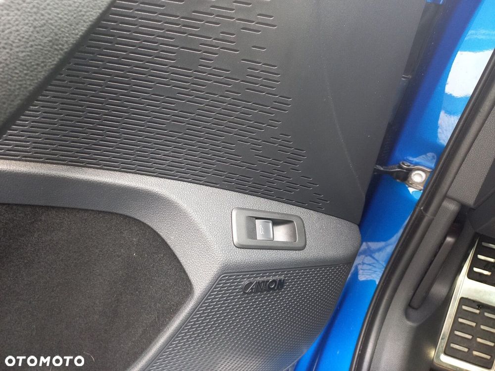 Skoda Octavia 2.0 TDI Sportline DSG - 24