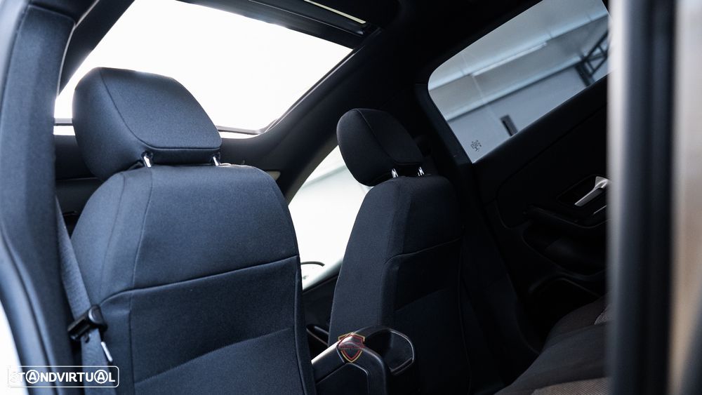Mercedes-Benz CLA 180 d Shooting Brake Business Solutions - 40