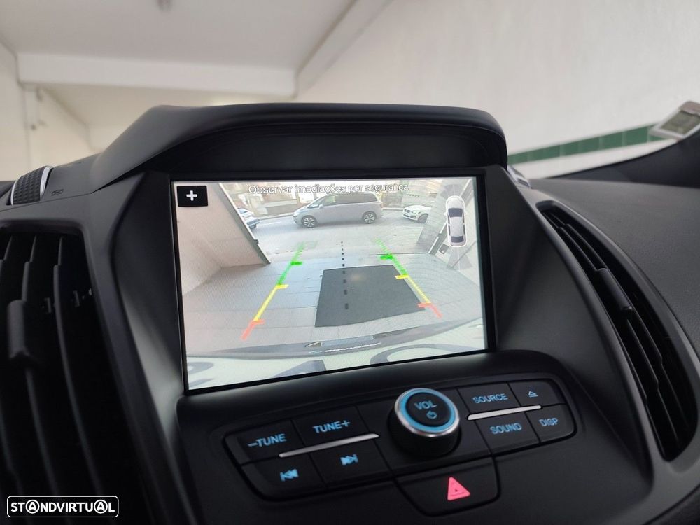 Ford Kuga 1.5 TDCi ST-Line - 22