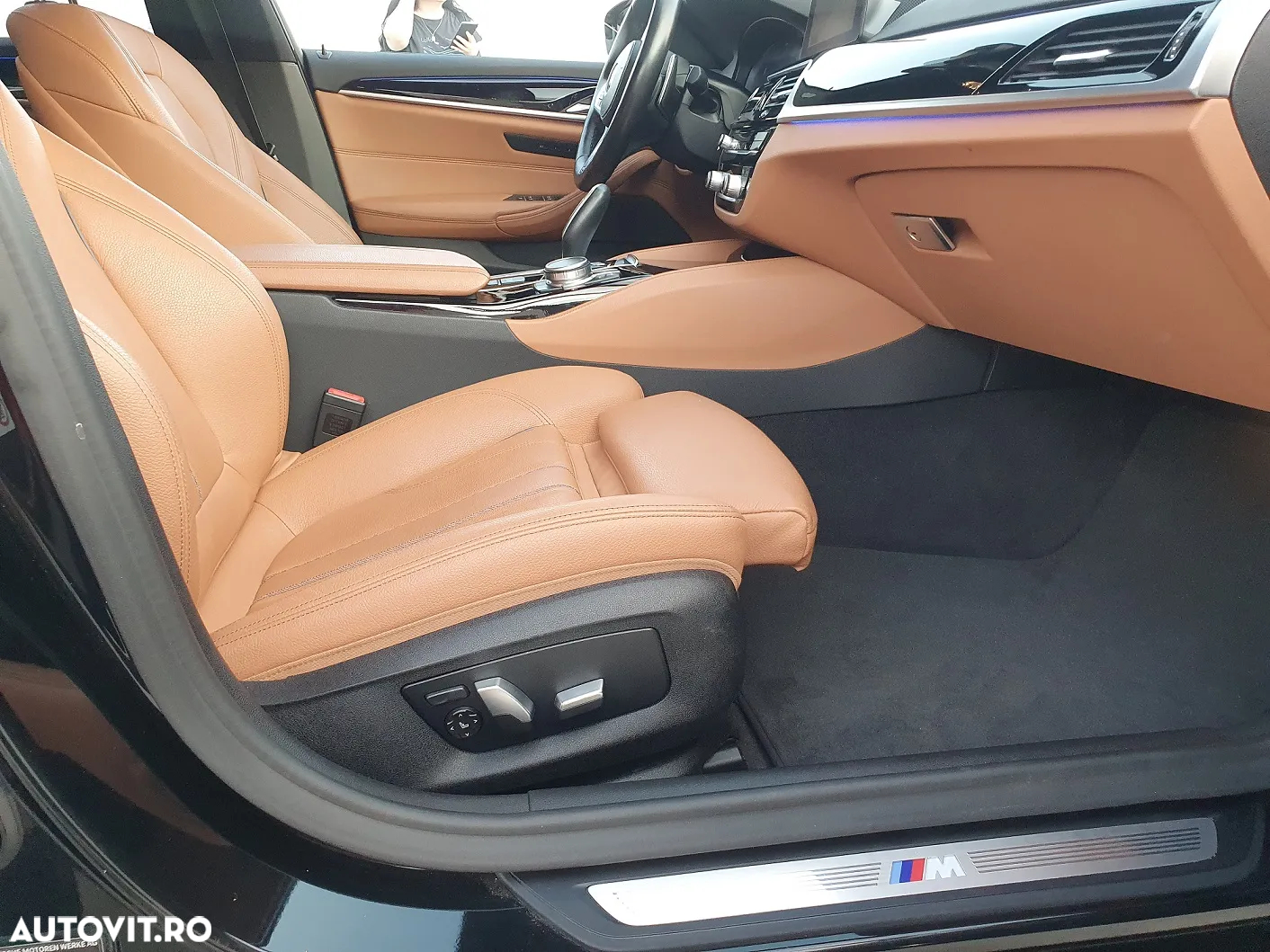 BMW Seria 5 520d xDrive AT MHEV - 10