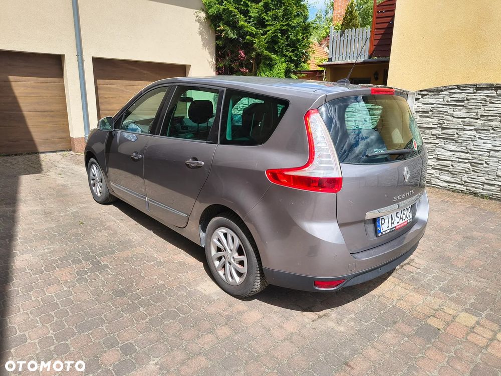 Renault Scenic - 9