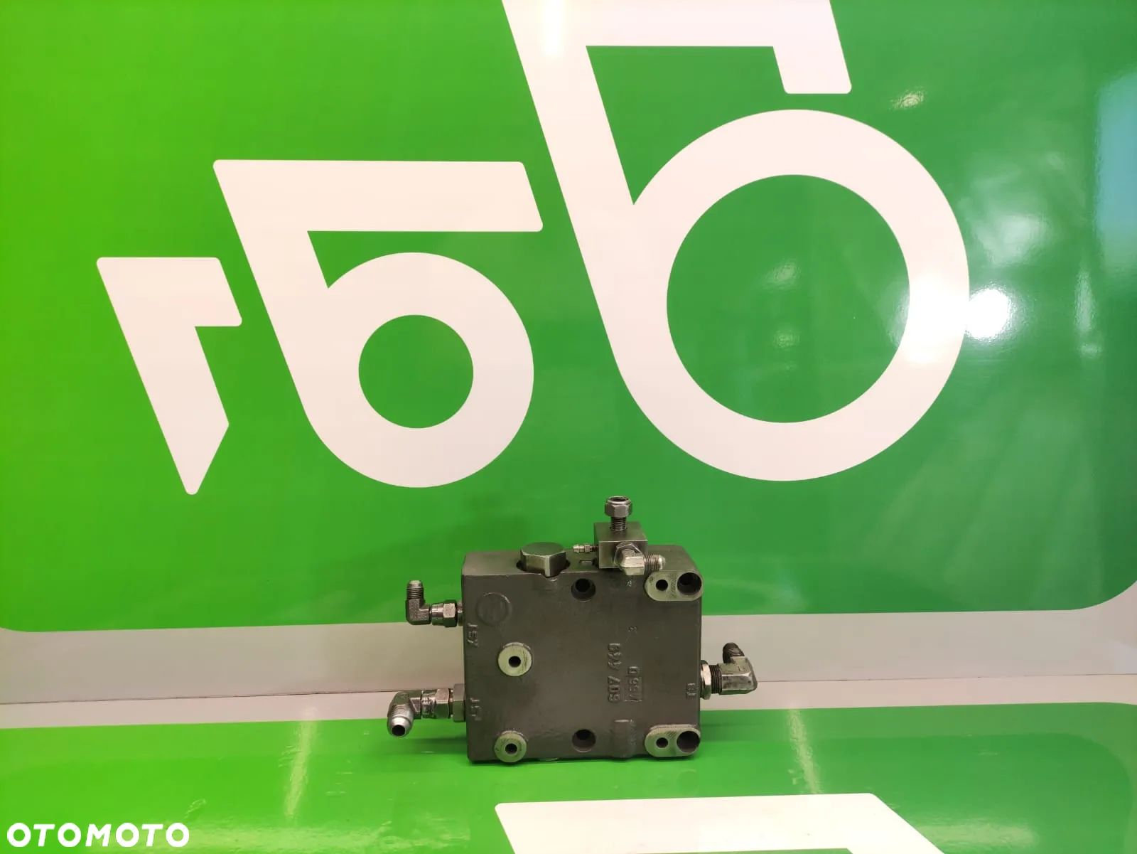 Blok Hydrauliczny 607449 0011355291 Claas Arion 660 - 1