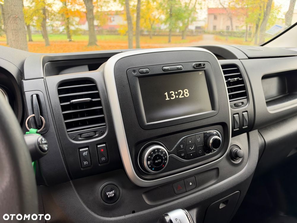 Renault Trafic - 22