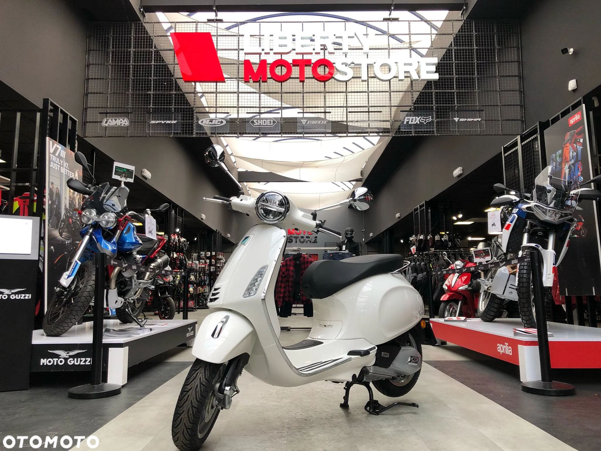 Vespa Primavera - 2