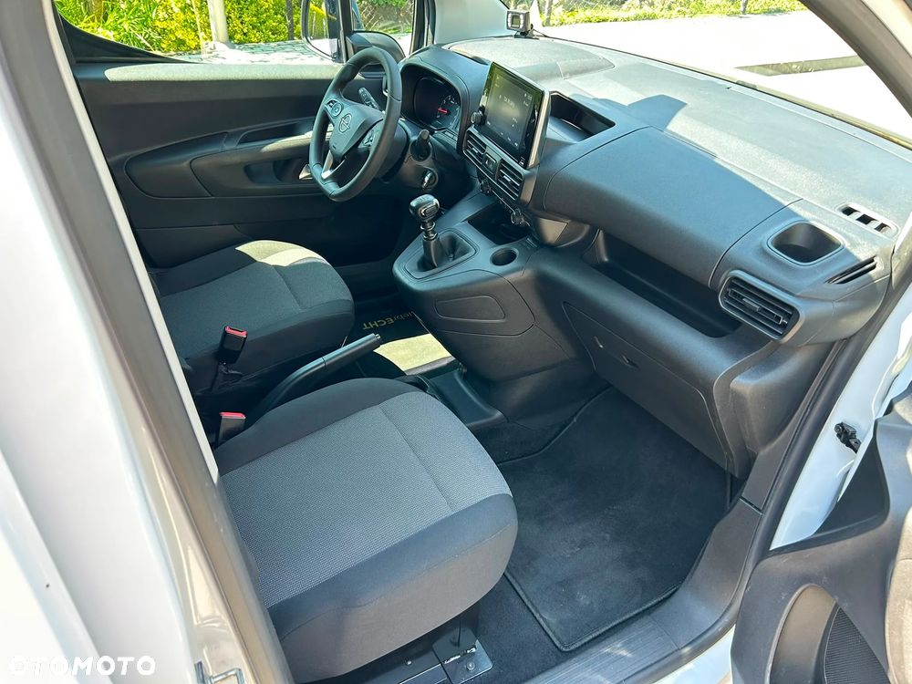 Opel COMBO - 10
