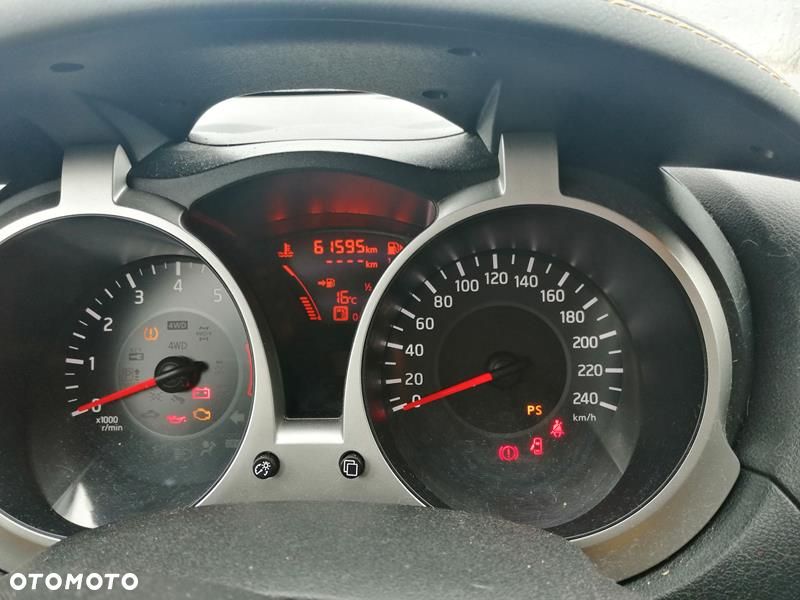 Nissan Juke 1.2 DIG-T N-Connecta EU6 - 9
